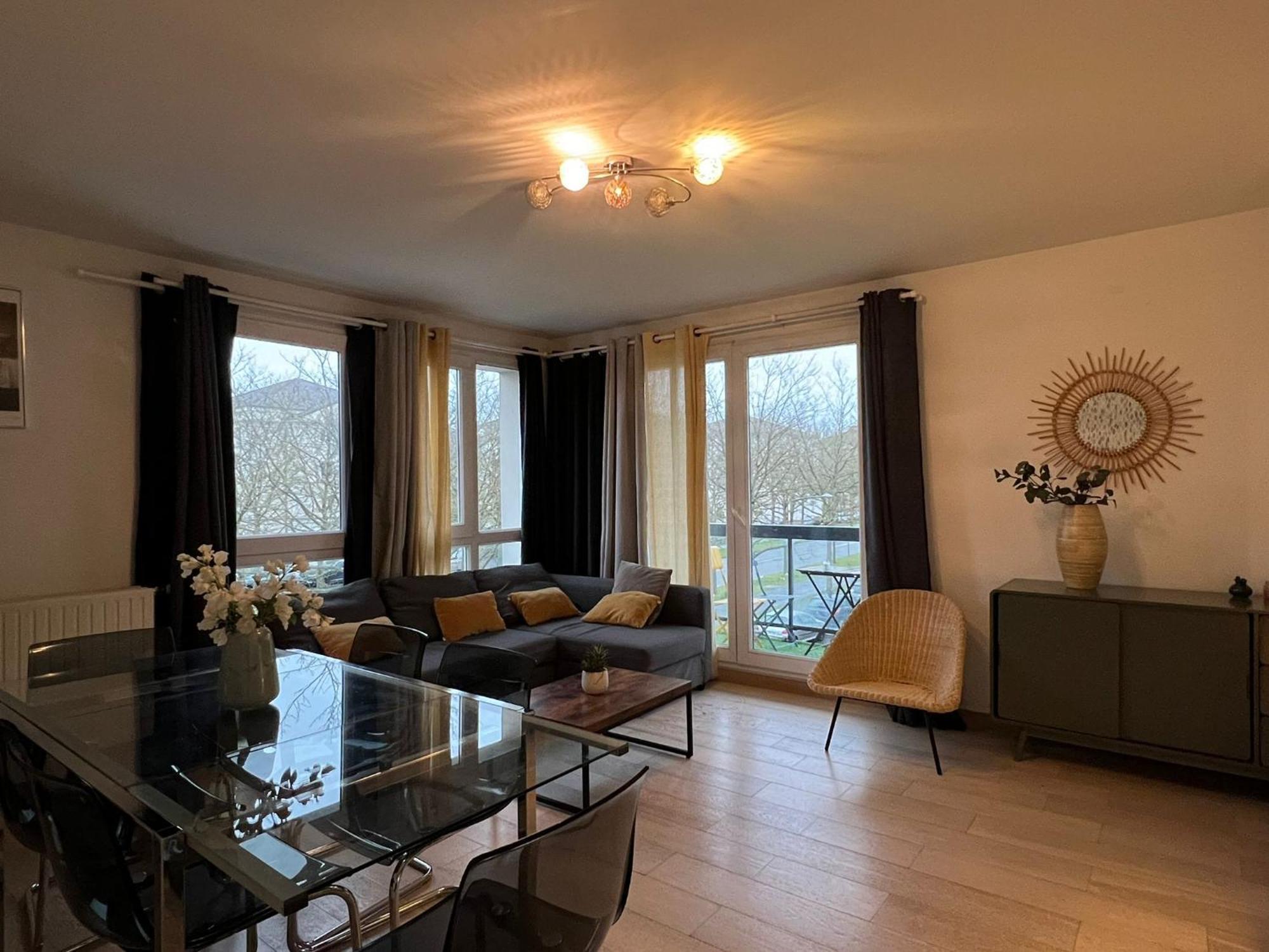 Beautiful T4 Appartement 8 Personnes Proche Disney Parking Prive Bussy-Saint-Georges Eksteriør bilde