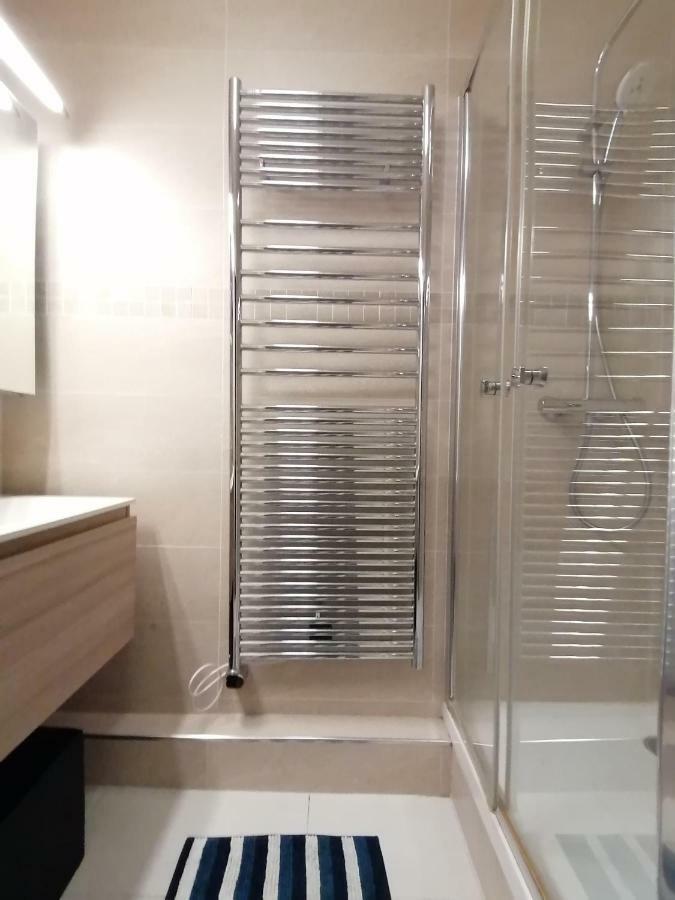 Beautiful T4 Appartement 8 Personnes Proche Disney Parking Prive Bussy-Saint-Georges Eksteriør bilde